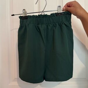 SHEIN Dark Green Elastic-Waist Girls' Shorts